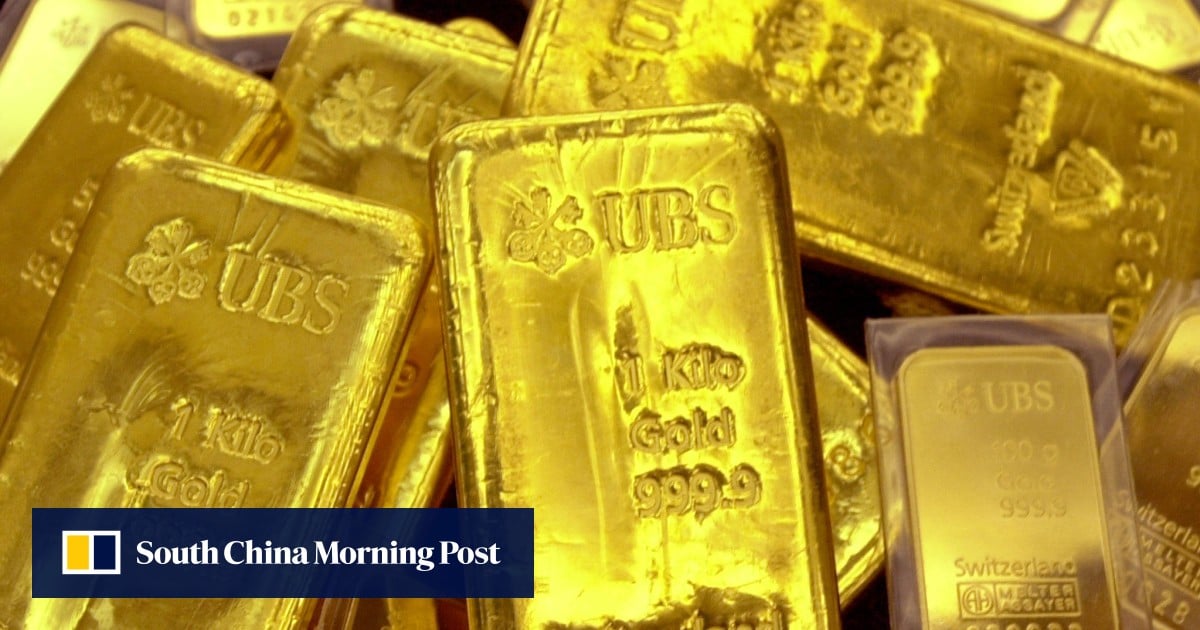 Gold heads for first annual gain since 2020 as traders bet US Fed will dial back interest rates in 2024