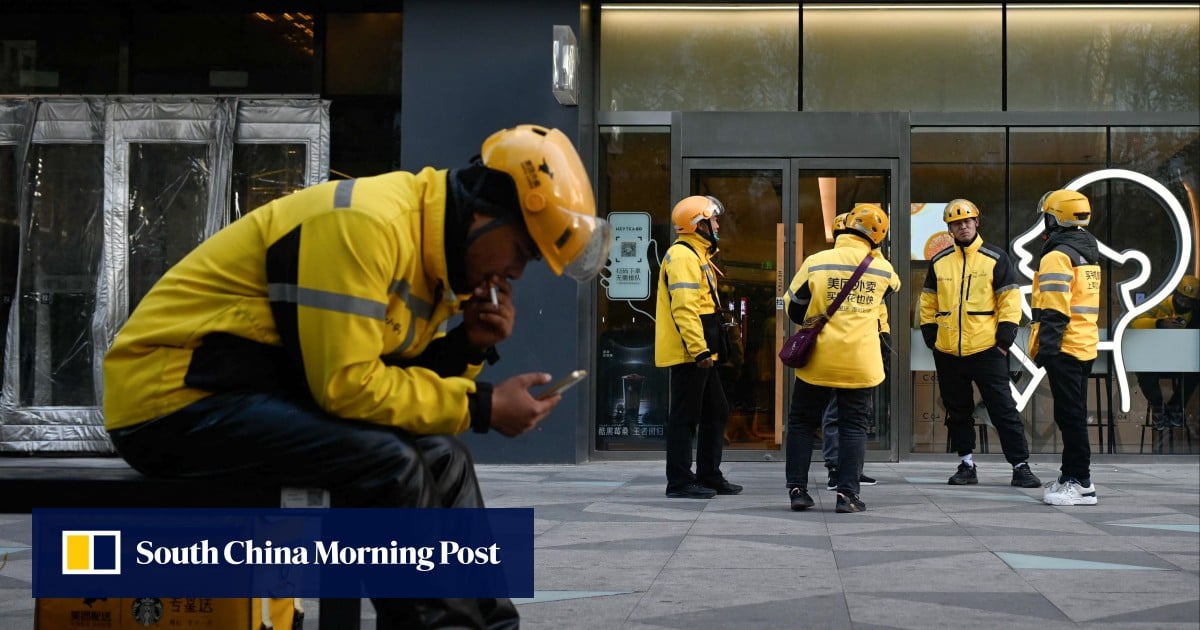 Hong Kong stocks open earnings-packed week on a cautious note