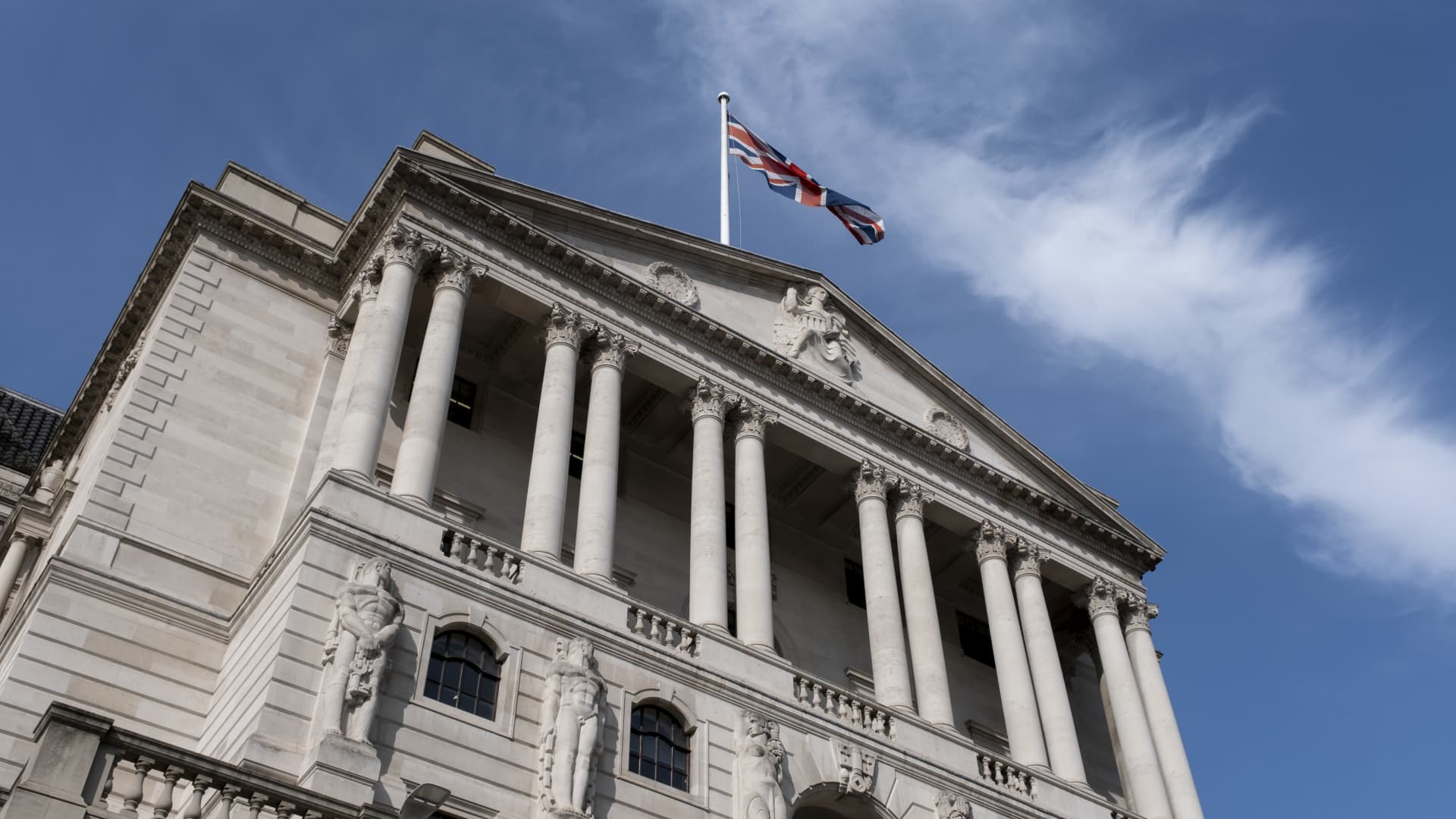 Bank of England scraps fan charts in forecast overhaul